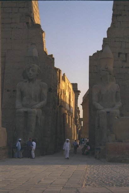 Luxorazo 2.jpg